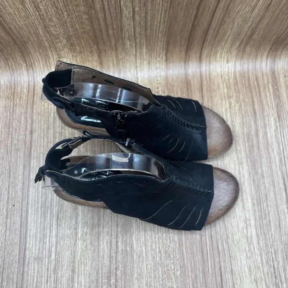 Miz Mooz Maddie Sandals Womens 39 US 8.5-9 Black Leather Open Toe Heels‎ Booties